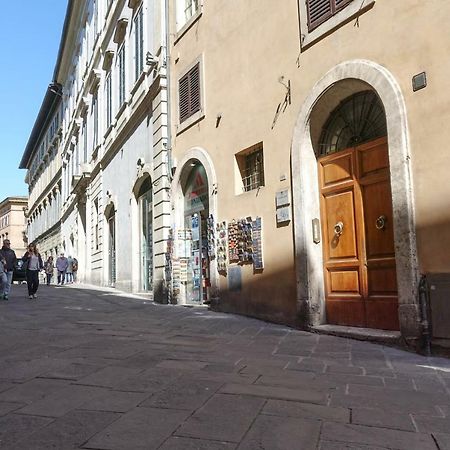 Appartamenti Siena Centro Luaran gambar