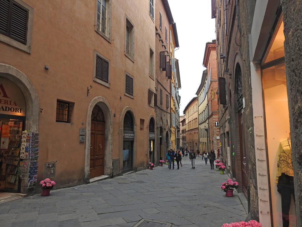 Appartamenti Siena Centro Luaran gambar