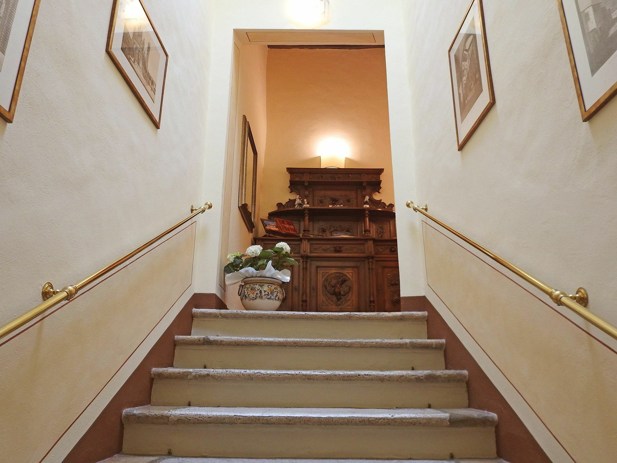 Appartamenti Siena Centro Luaran gambar